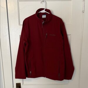Columbia Men's Deep Red Performance Jacket Burgundy